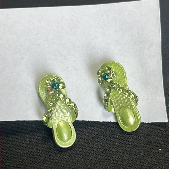 Minimalist Summer Cute  Stud Earrings - Picture 2 of 11